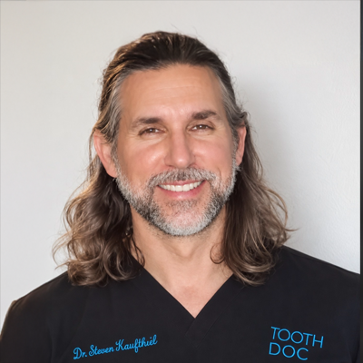 image of the doctor Dr. Steven  Kauftheil